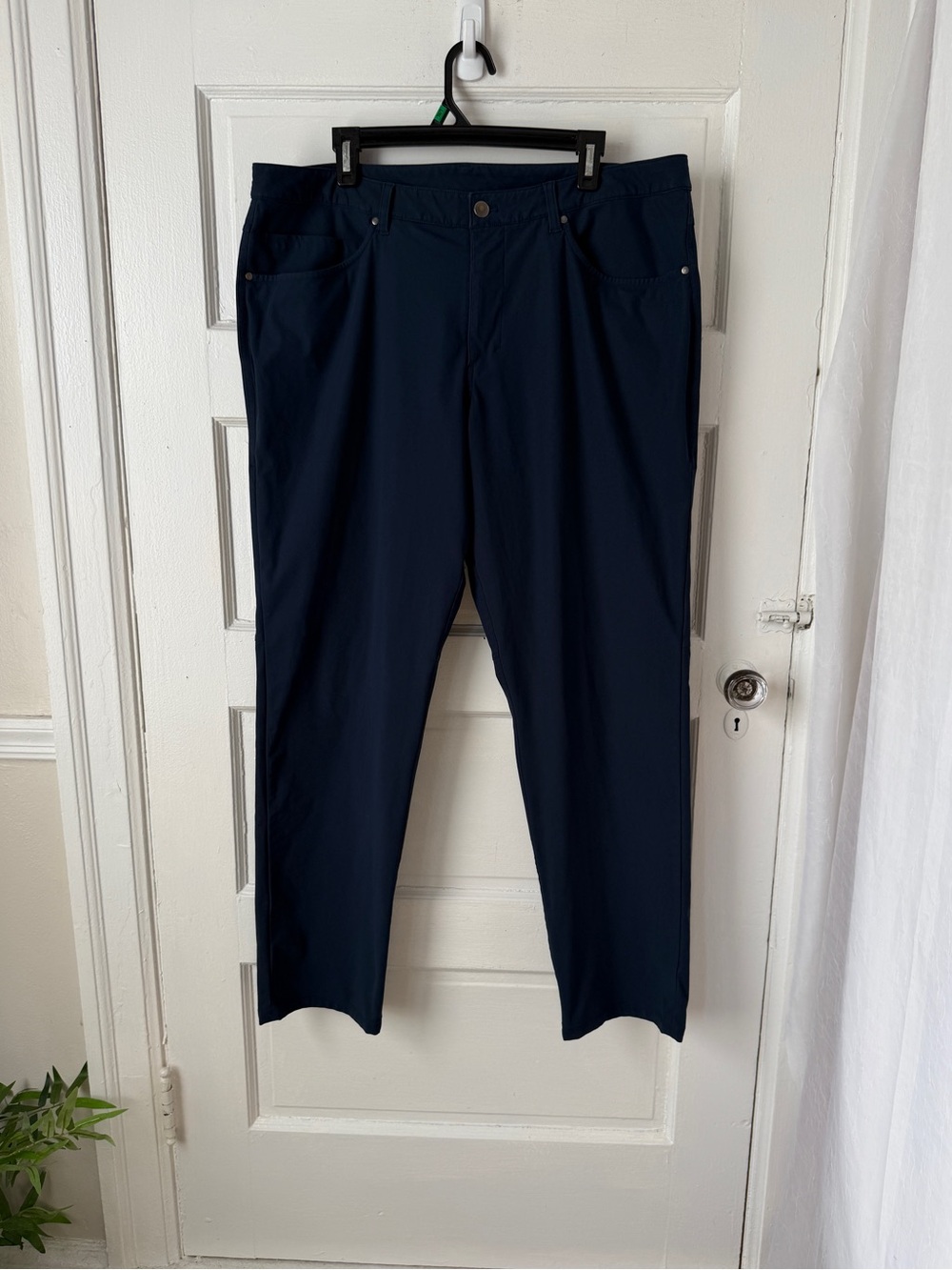 Lululemon ABC Classic Fit Pants Navy Blue Zip Security Pocket Men’s 38 Athletic - Picture 3 of 15